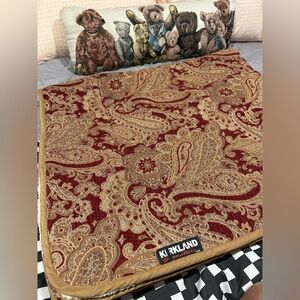 🐶Kirkland Paisley pet bed / crate mat or floor cushion Blanket